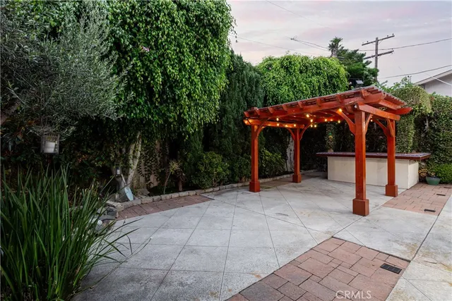 a backyard of a house with garden