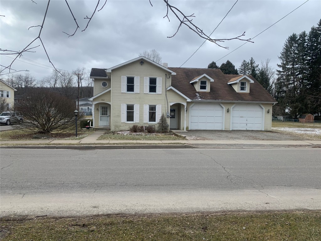 552 East Main Street, Owego, NY 13827 Compass