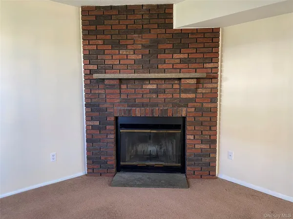 $362,900 | 2203 Whispering Hills Drive, Chester, NY 10918