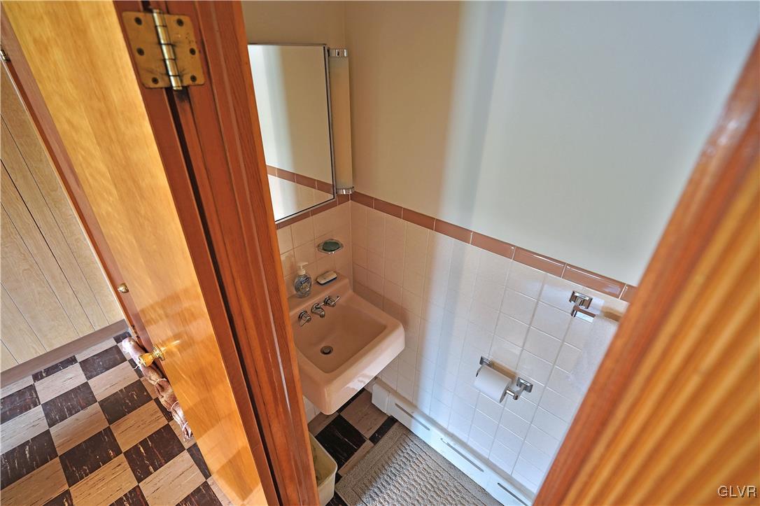 1520 Butztown Road Bethlehem, PA 18017 - Photo 13 of 21 Gallery Image 13