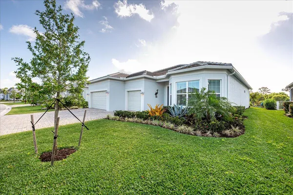 $695,000 | 9941 Southwest Legacy Drive, Stuart, FL 34997