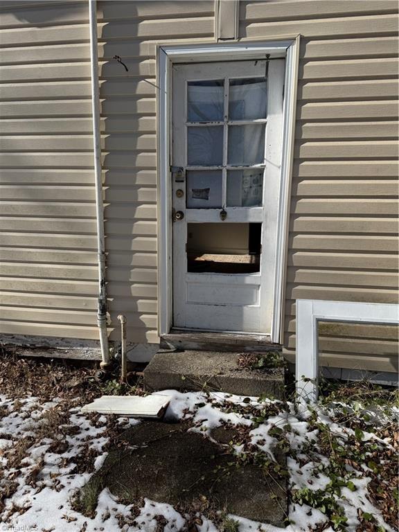 409 Lindsey Street Reidsville, NC 27320 - Photo 21 of 35