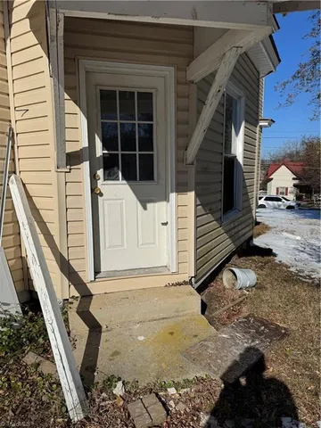 $119,900 | 409 Lindsey Street, Reidsville, NC 27320