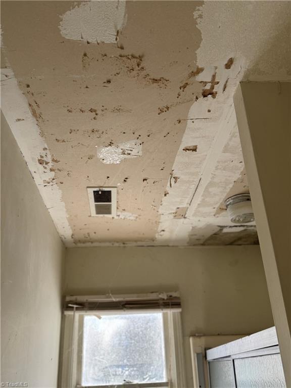 409 Lindsey Street Reidsville, NC 27320 - Photo 33 of 35