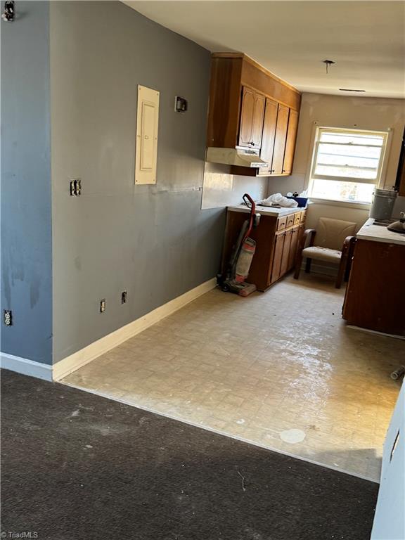 409 Lindsey Street Reidsville, NC 27320 - Photo 7 of 35