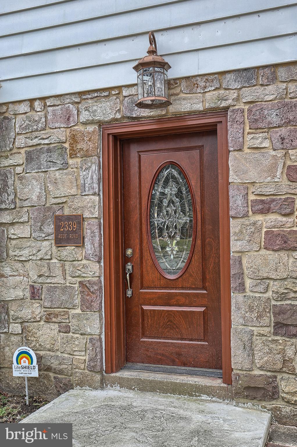 2339 Rudy Road Harrisburg, PA 17104 - Photo 3 of 21 Gallery Image 3
