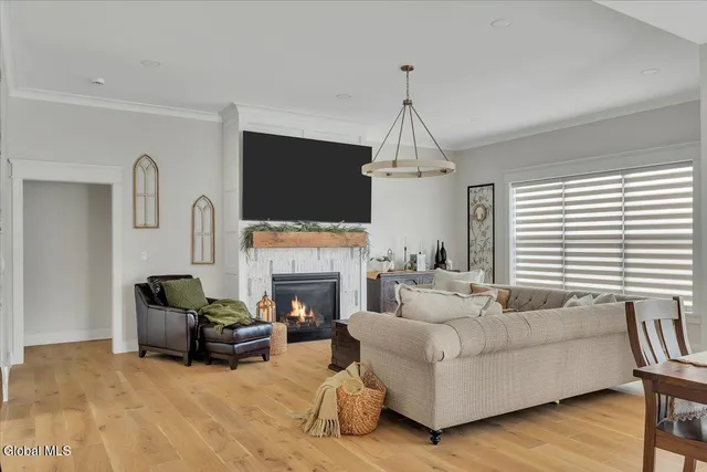 $995,000 | 6 Essie Lane, Troy, NY 12180