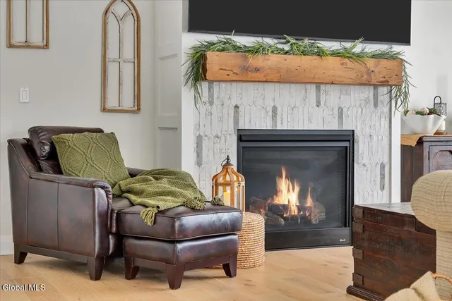 $995,000 | 6 Essie Lane, Troy, NY 12180