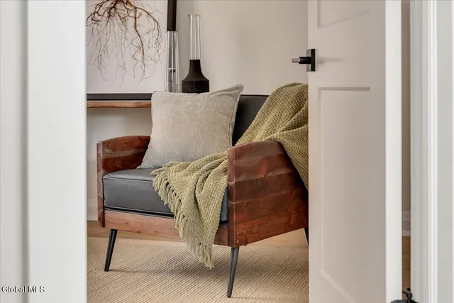 $995,000 | 6 Essie Lane, Troy, NY 12180