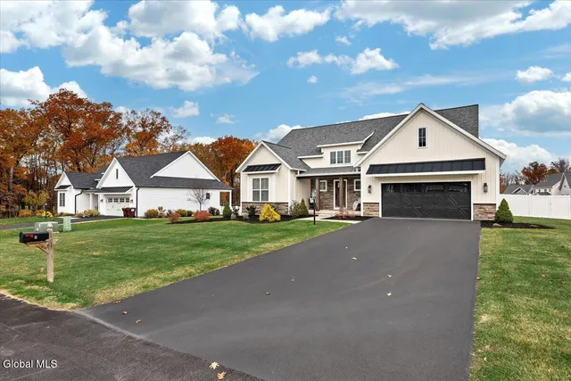 $995,000 | 6 Essie Lane, Troy, NY 12180