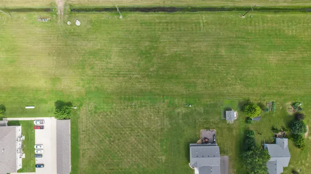 $5,000 | 302 South 5th Street, Fairmount, ND 58030