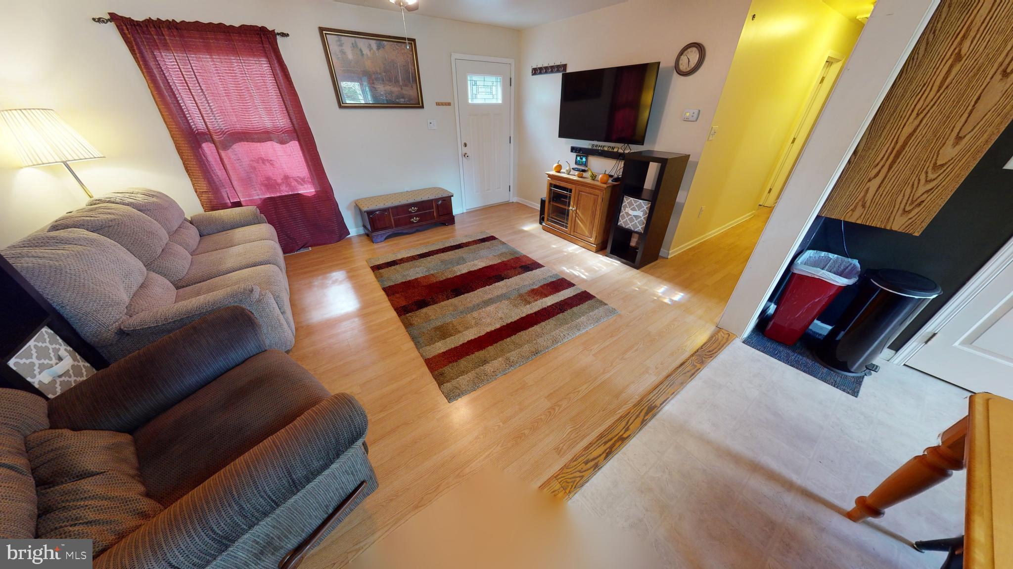 20865 Hummingbird Road Ellendale, DE 19941 - Photo 4 of 17 Living Room