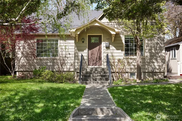 $499,000 | 123 East Maple Street, Walla Walla, WA 99362