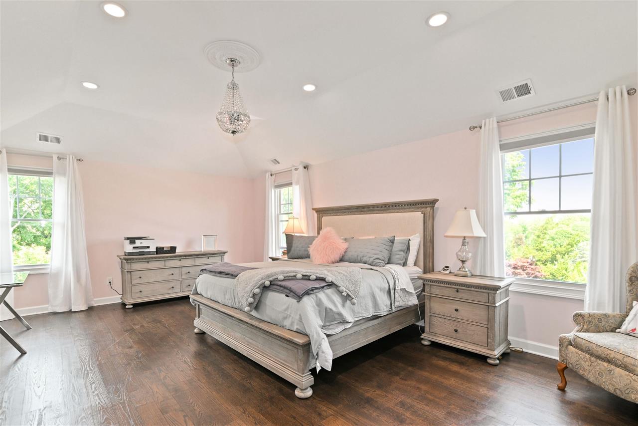 232 Pembrook Road Mountainside, NJ 07092 - Photo 12 of 21