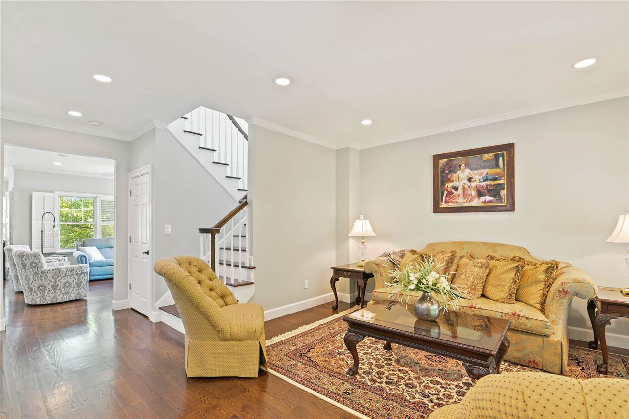 232 Pembrook Road Mountainside, NJ 07092 - Photo 10 of 21
