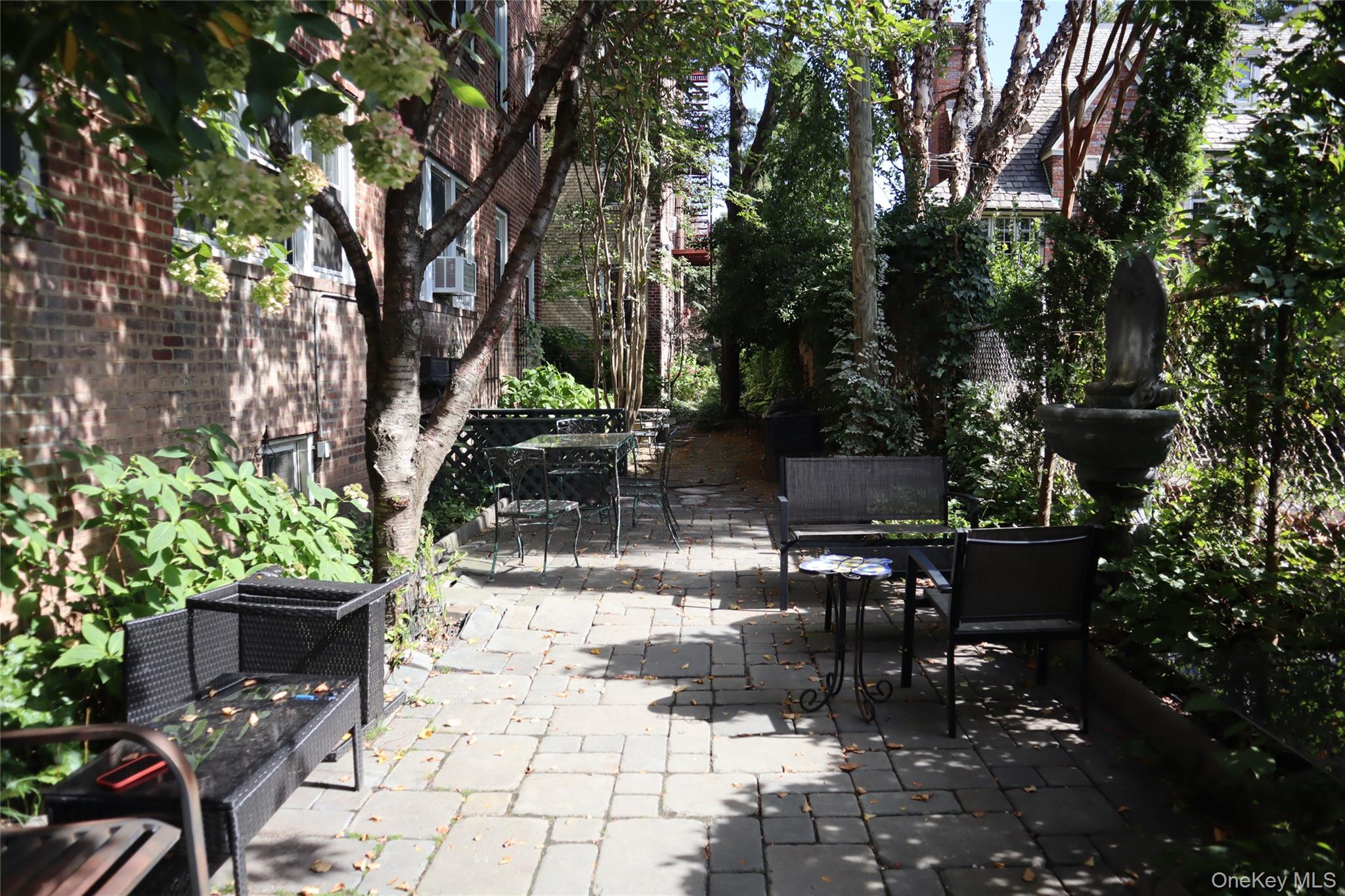 86-10 34th Avenue, Unit 624 Queens, NY 11372 - Photo 15 of 20 View of patio / terrace with outdoor dining space
