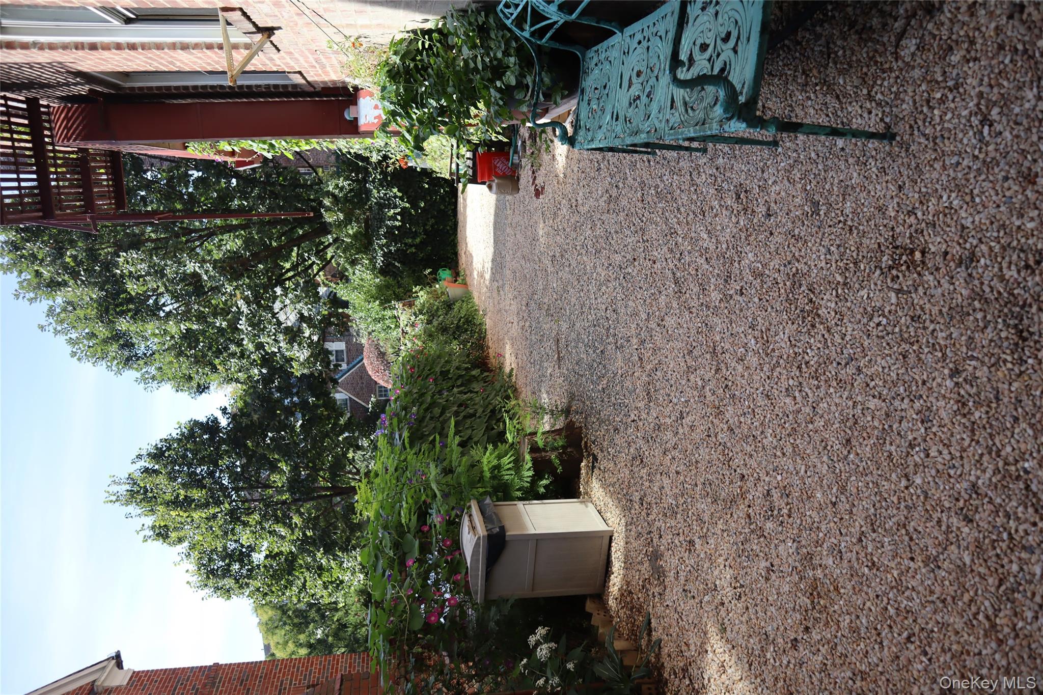 86-10 34th Avenue, Unit 624 Queens, NY 11372 - Photo 16 of 20 View of yard