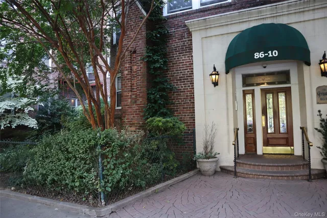 $339,000 | 86-10 34th Avenue, Unit 624 | Jackson Heights