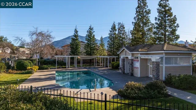 $949,000 | 57 Karkin Place, Clayton, CA 94517