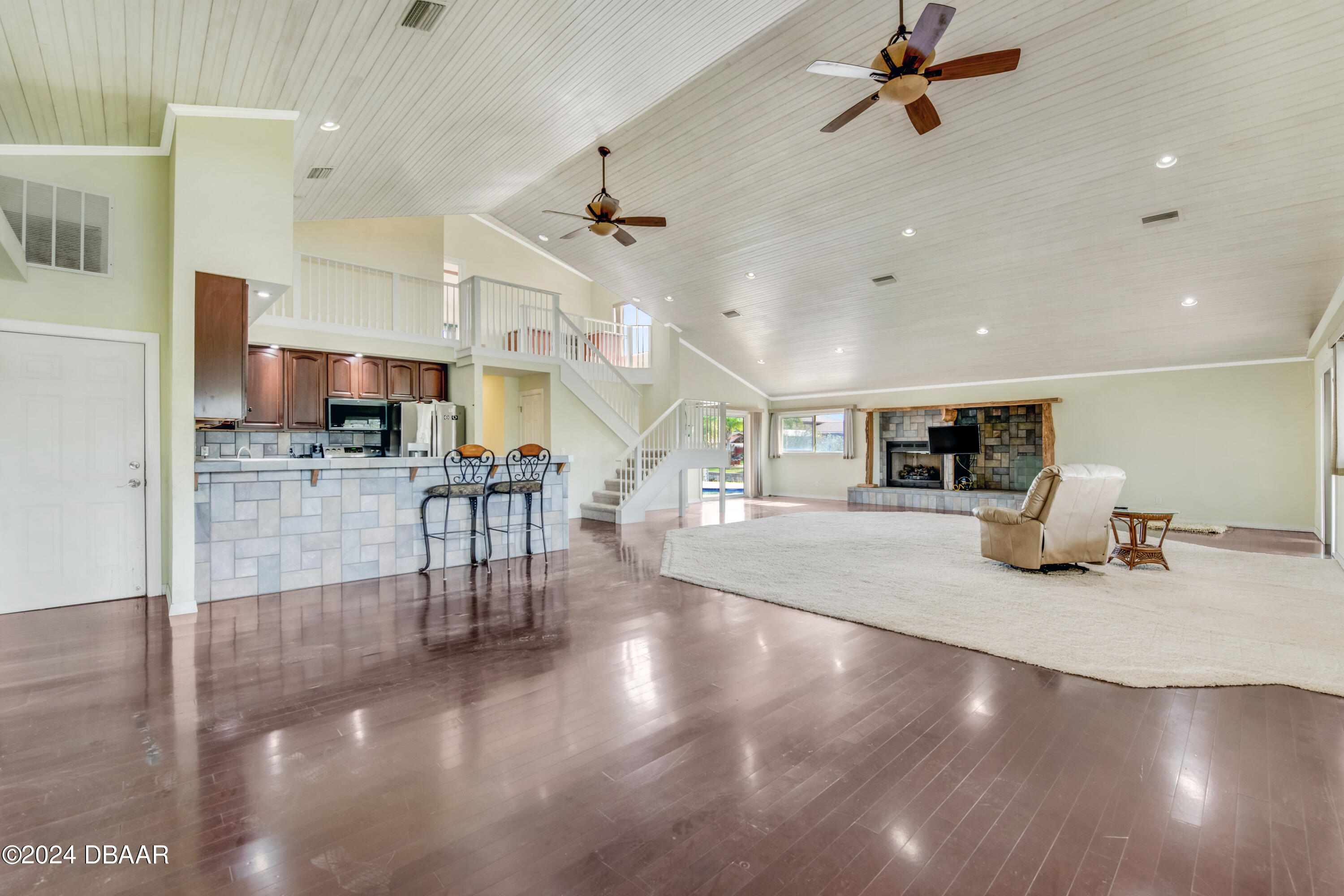 151 Reef Road South Daytona, FL 32119 - Photo 11 of 54 D85_6036_HDR