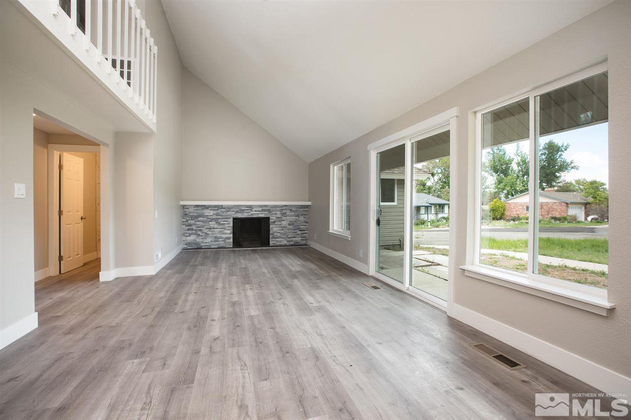 6820 Prestwick Circle Reno, NV 89502 - Photo 5 of 25 Photo 5