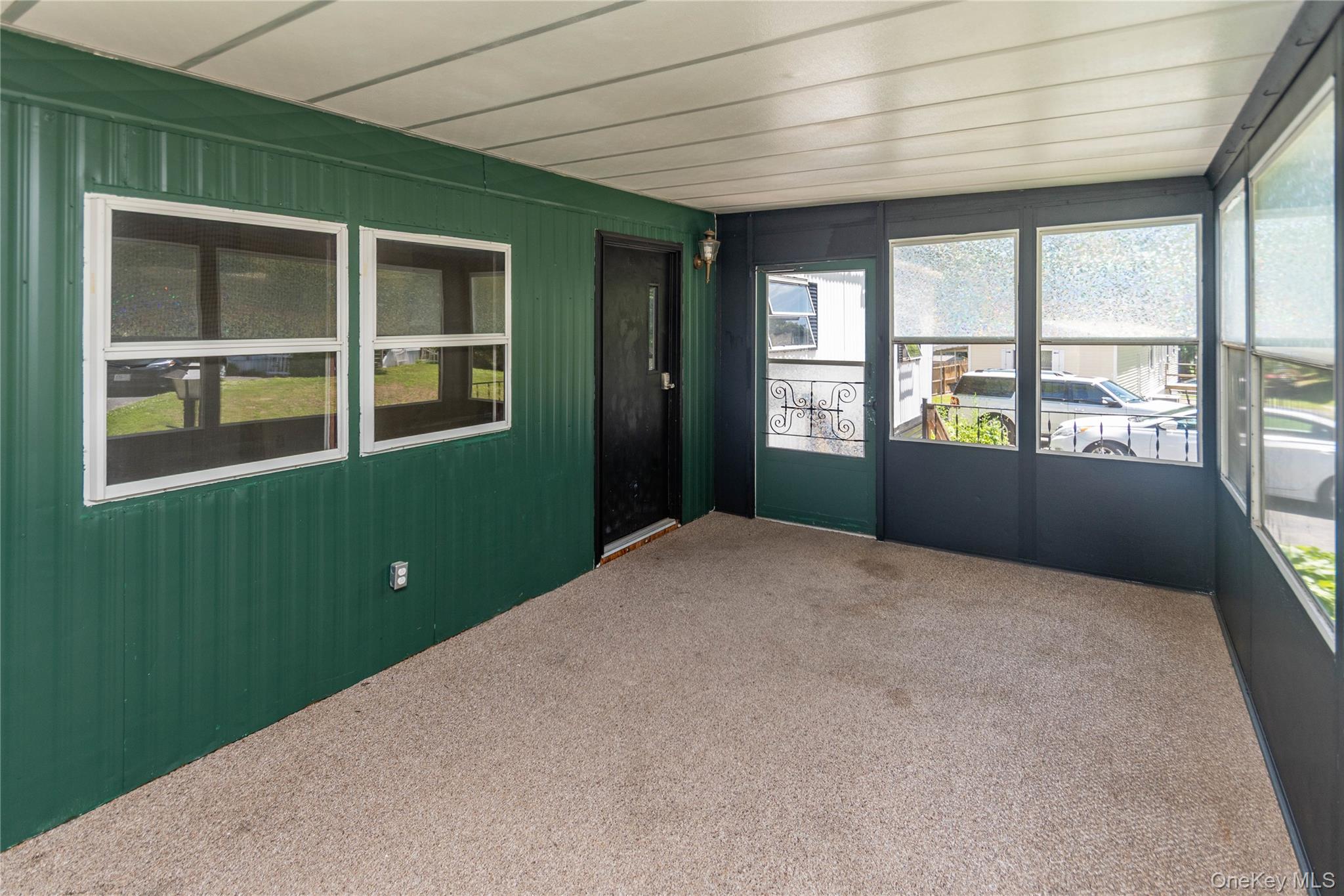 165 Lattintown Road, Unit 60 Newburgh, NY 12550 - Photo 4 of 26