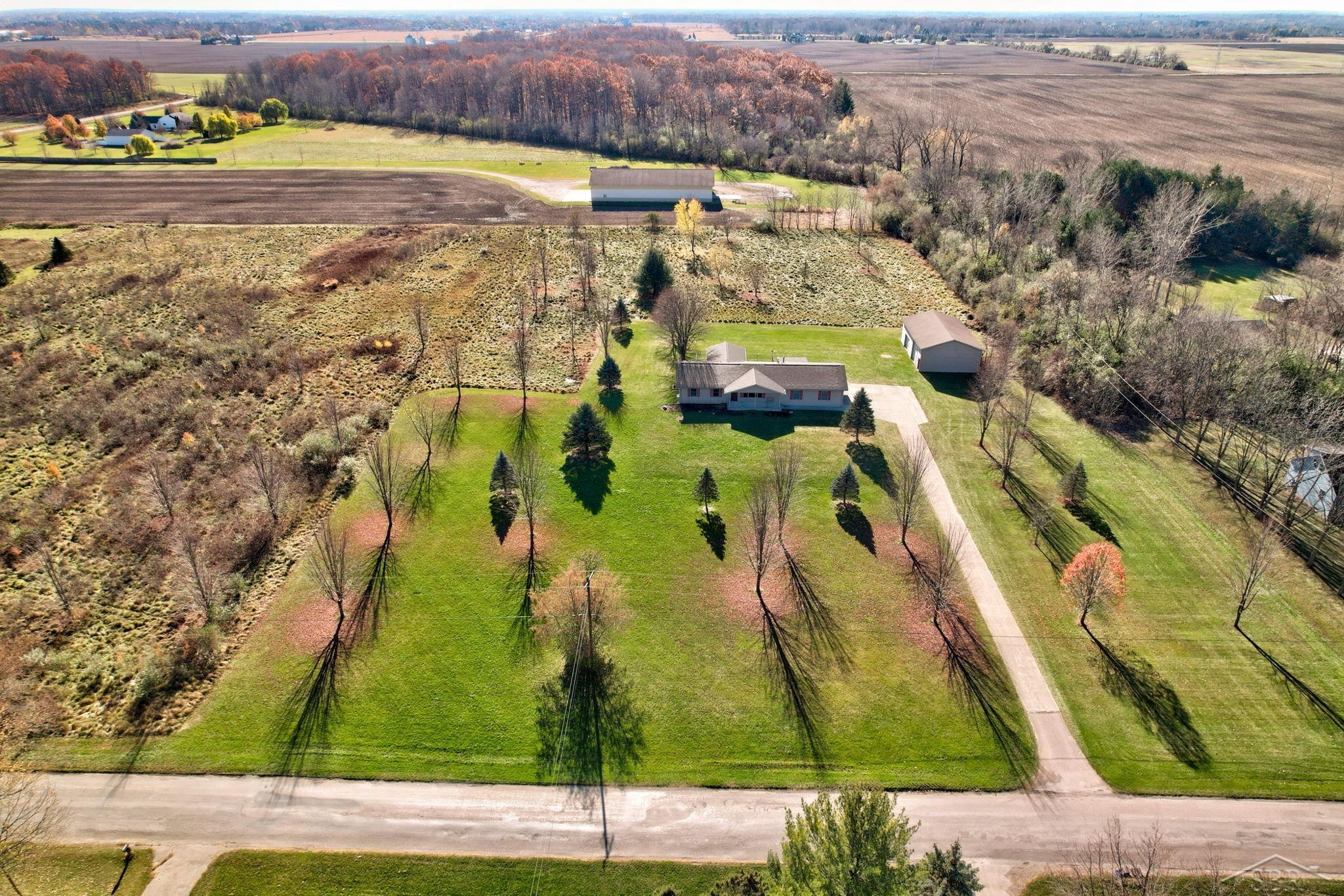 7225 Kochville Road Freeland, MI 48623 - Photo 52 of 68 50127978-51.JPG