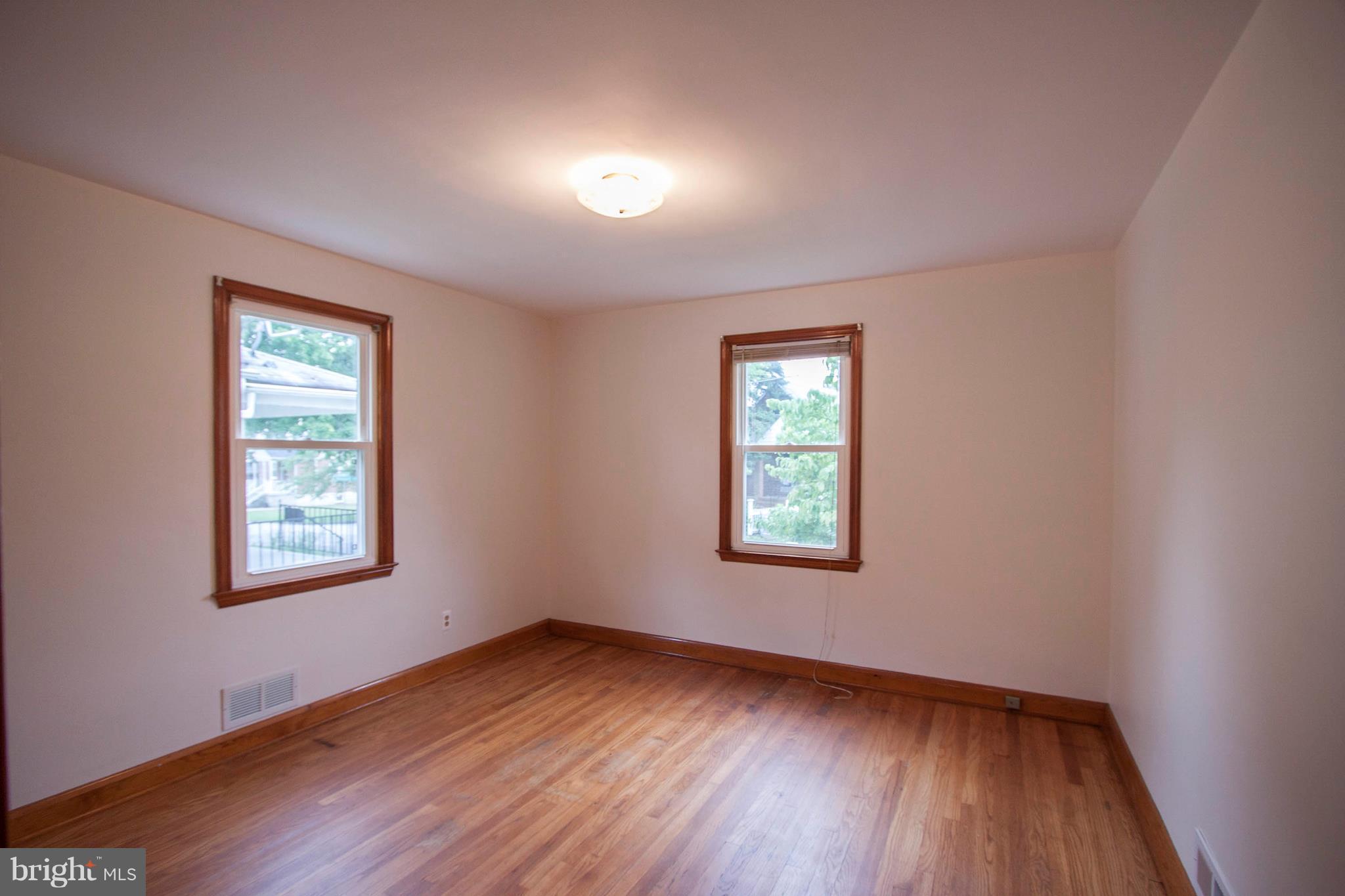 8037 Highpoint Road Baltimore, MD 21234 - Photo 8 of 21 Bedroom 1 Main