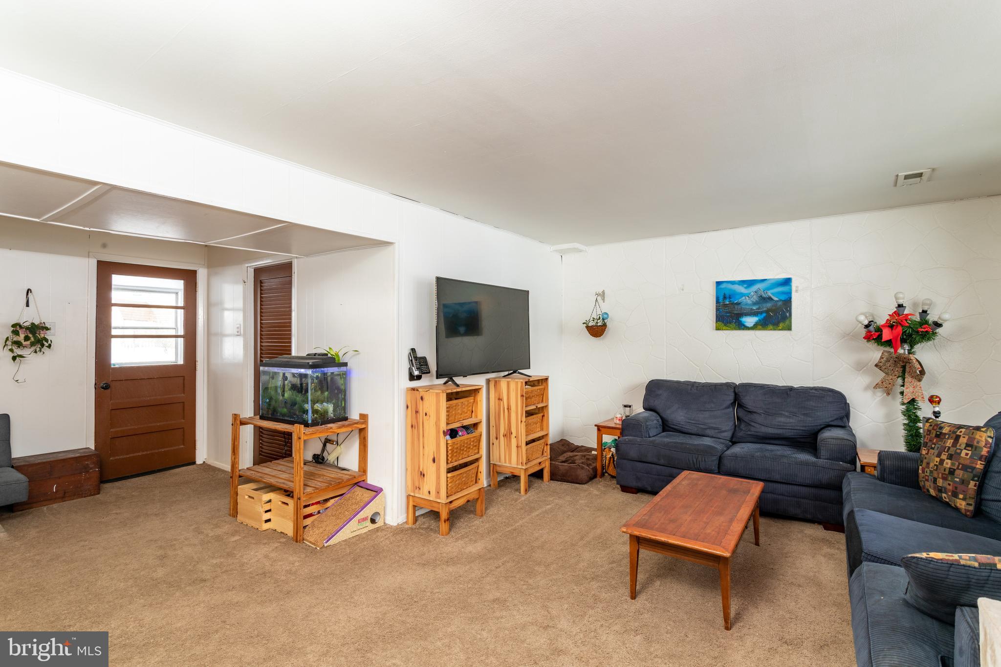 21 Edgehill Road Gibbsboro, NJ 08026 - Photo 8 of 24 Gallery Image 8