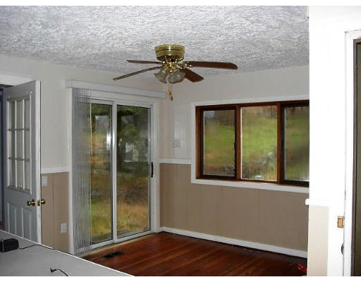 221 South Road Pepperell, MA 01463 - Photo 4 of 5 Gallery Image 4