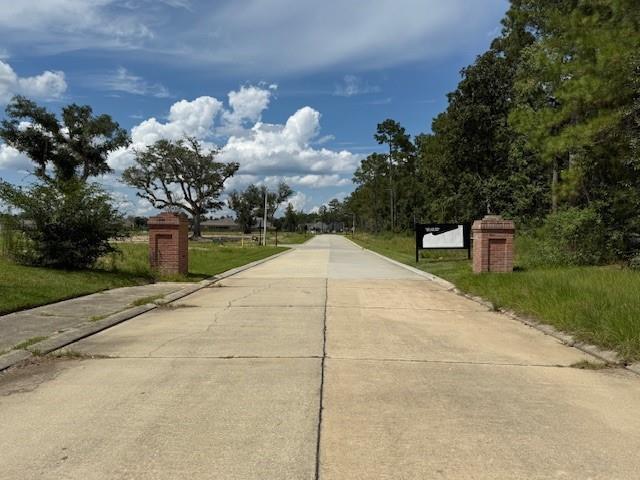 708 Hyatt Court Slidell, LA 70458 - Photo 2 of 15