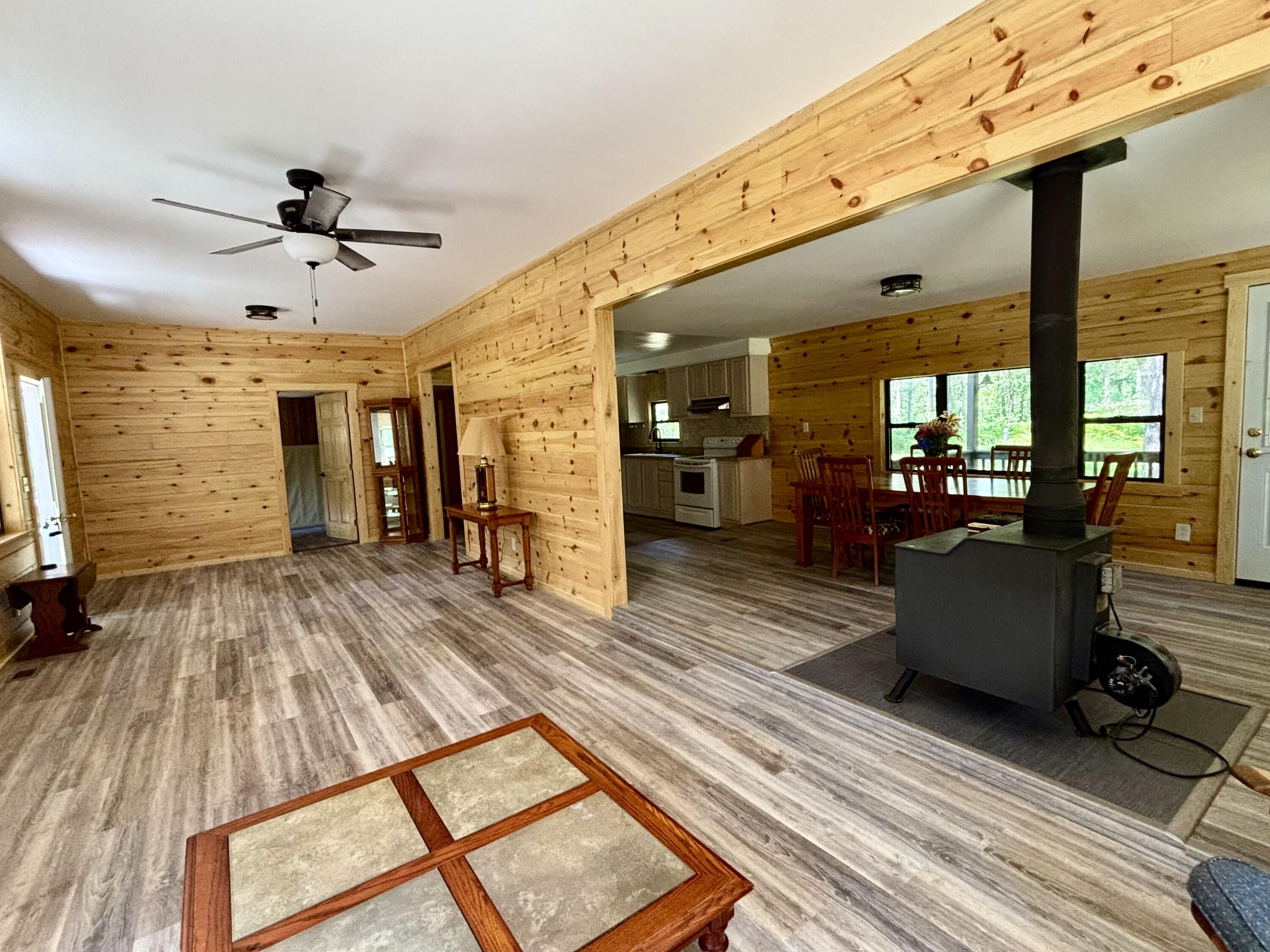 2594 South Forman Road Baldwin, MI 49304 - Photo 8 of 28 Living & dining