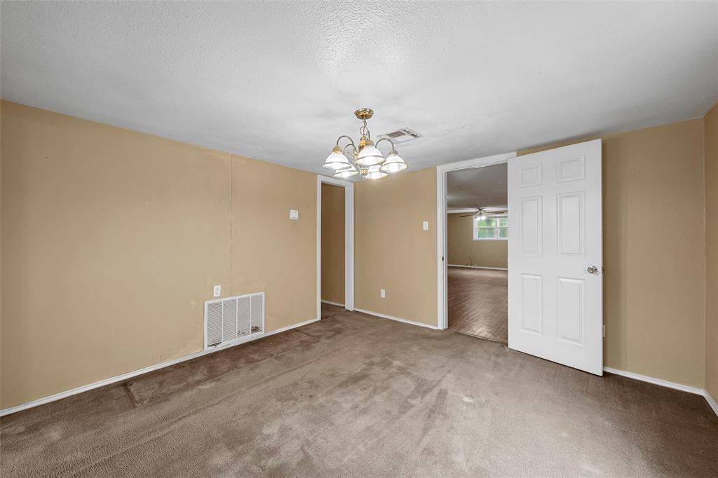 4704 Williams Road Bellmead, TX 76705 - Photo 8 of 32