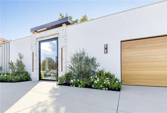 a view of a entryway door of the house