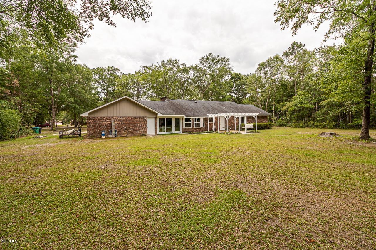 12488 Quail Ridge Road Gulfport, MS 39503 - Photo 13 of 35 QuailOutside back 1.2