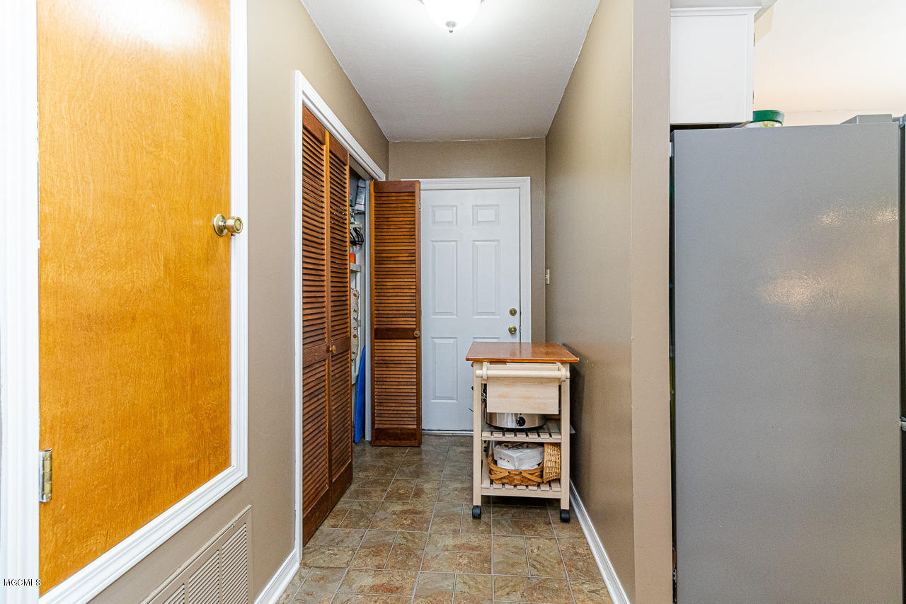 12488 Quail Ridge Road Gulfport, MS 39503 - Photo 35 of 35 QuailLaundry 1.2