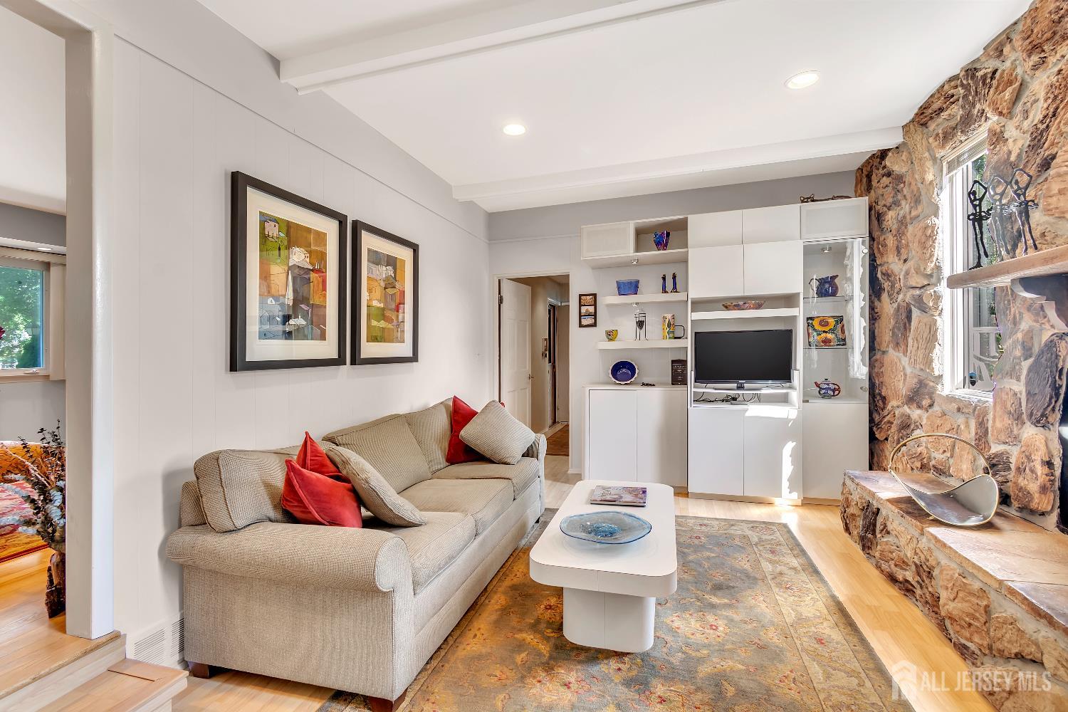 19 Hershey Road East Brunswick, NJ 08816 - Photo 16 of 43 Gallery Image 16