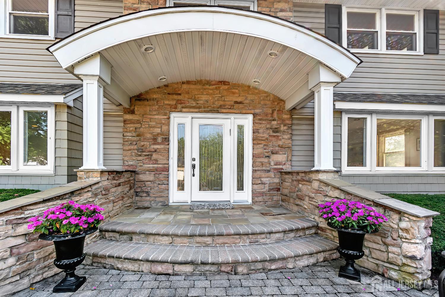 19 Hershey Road East Brunswick, NJ 08816 - Photo 2 of 43 Gallery Image 2