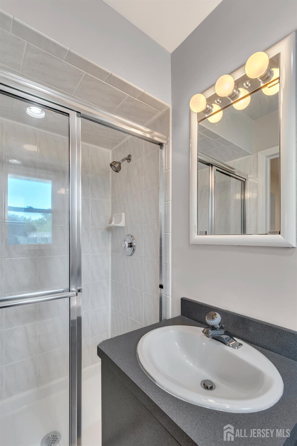19 Hershey Road East Brunswick, NJ 08816 - Photo 25 of 43 Gallery Image 25