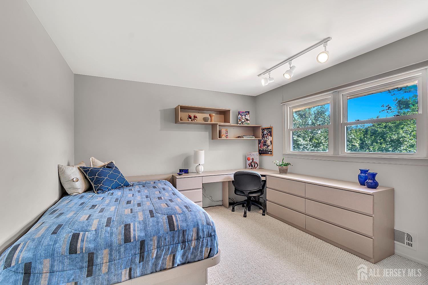 19 Hershey Road East Brunswick, NJ 08816 - Photo 28 of 43 Gallery Image 28