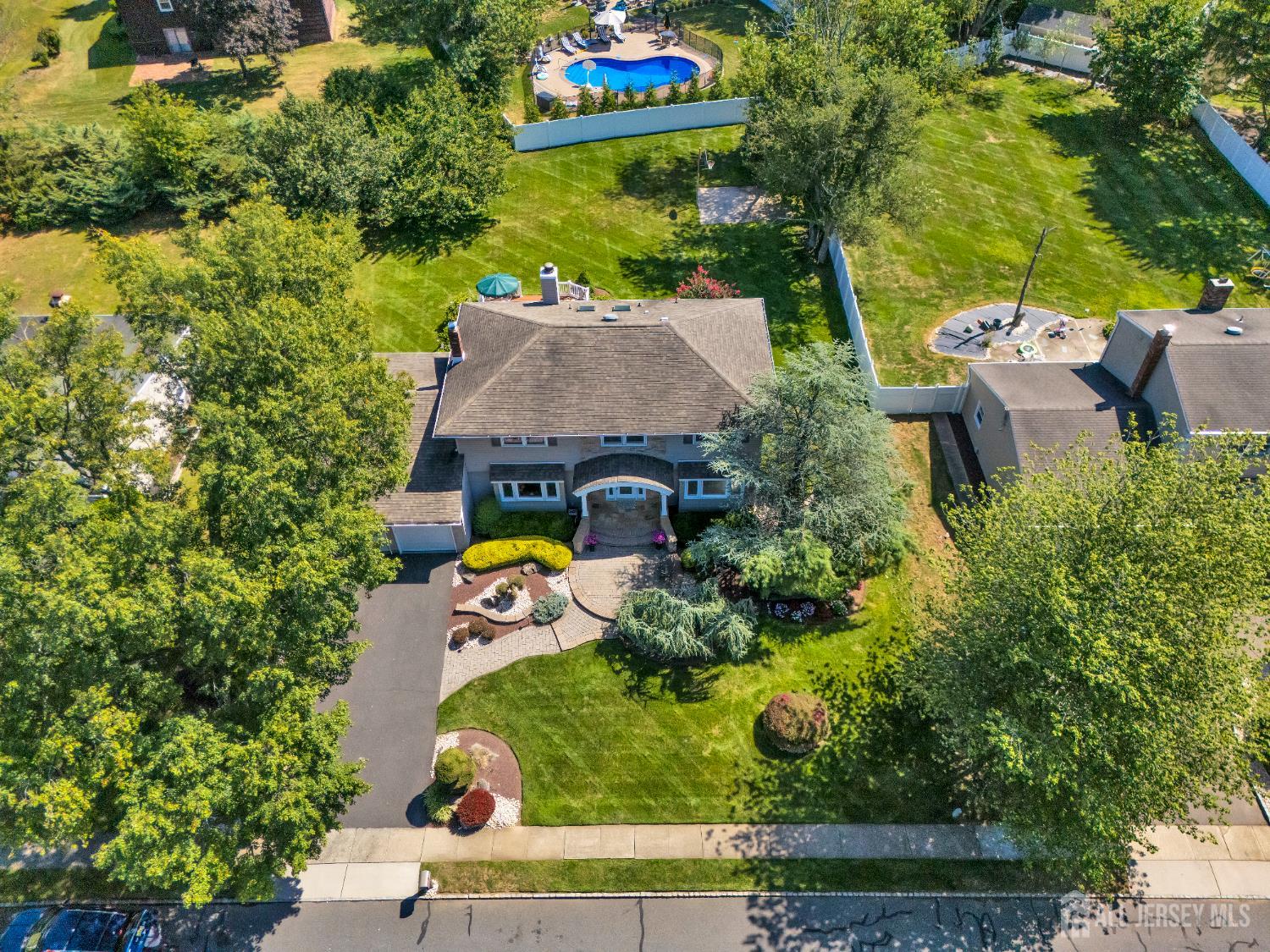 19 Hershey Road East Brunswick, NJ 08816 - Photo 39 of 43 Gallery Image 39