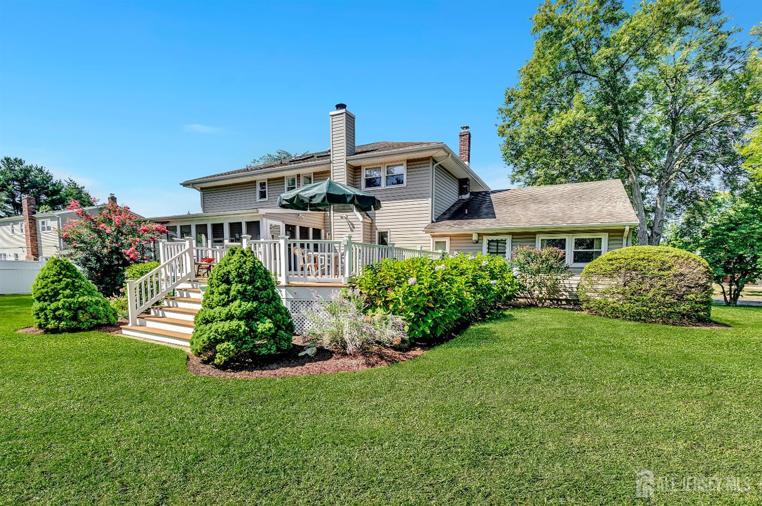 19 Hershey Road East Brunswick, NJ 08816 - Photo 4 of 43 Gallery Image 4