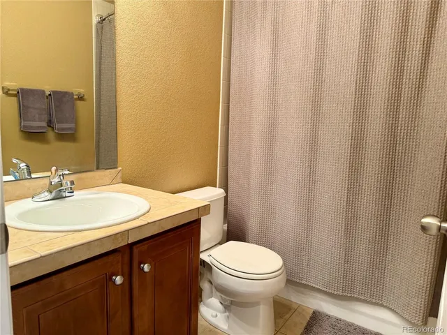 $3,000 | 835 Brookhurst Avenue, Unit B, Highlands Ranch, CO 80129