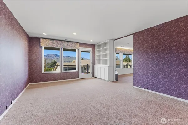 $537,000 | 1380 Eastmont Avenue, Unit 401, East Wenatchee, WA 98802