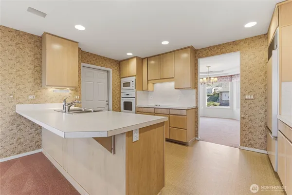 $537,000 | 1380 Eastmont Avenue, Unit 401, East Wenatchee, WA 98802