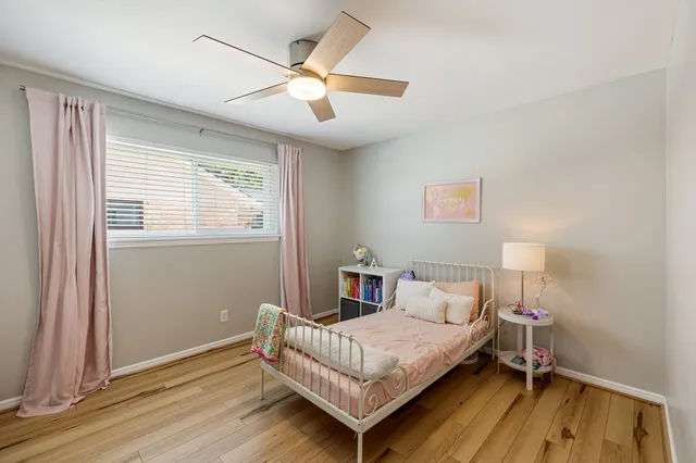 $724,900 | 4411 Deer Lodge Drive, Houston, TX 77018