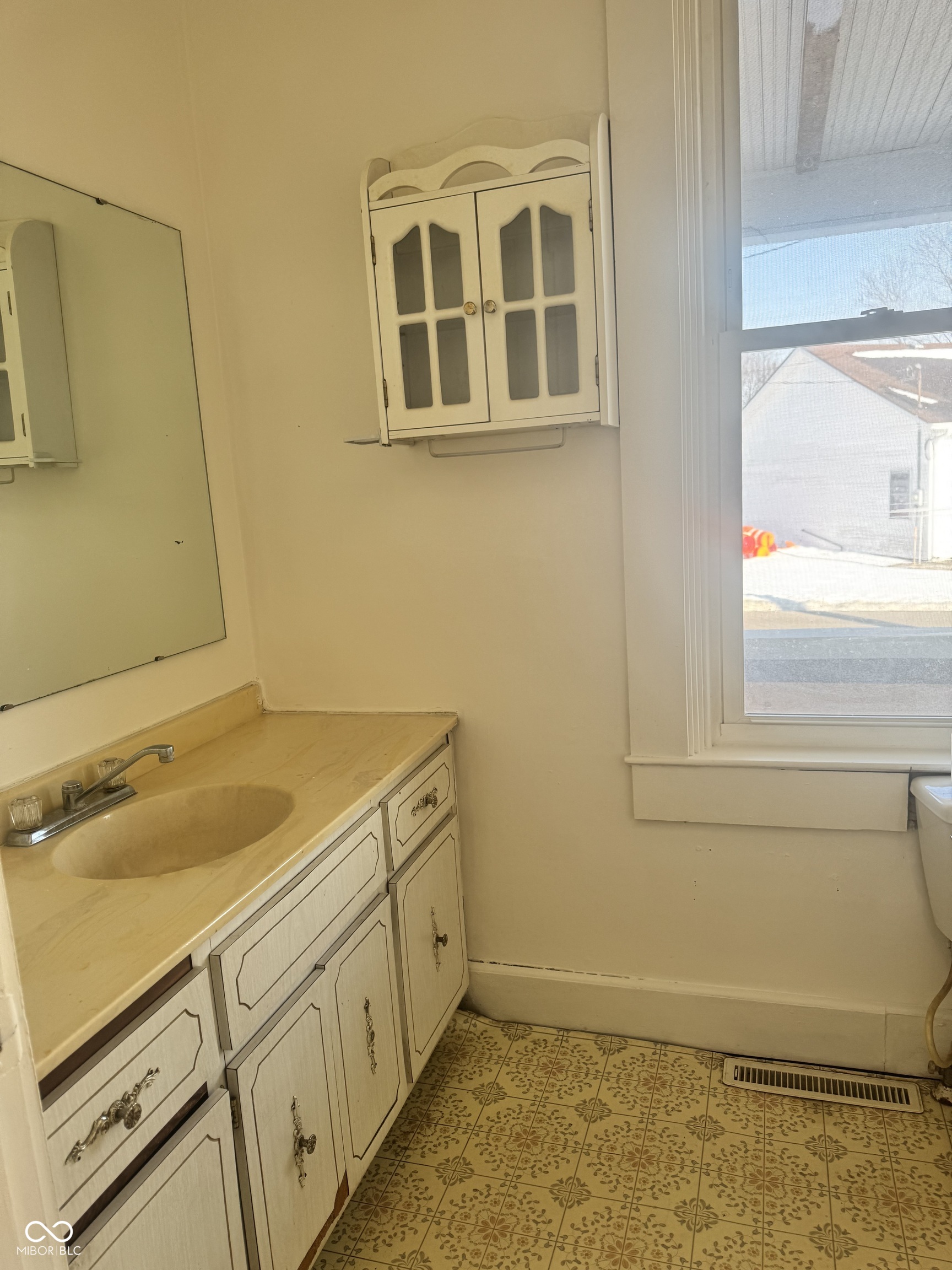 598 Johnson Avenue Franklin, IN 46131 - Photo 16 of 25