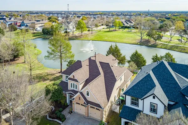 $425,000 | 1312 Sea Pines Drive, Savannah, TX 76227