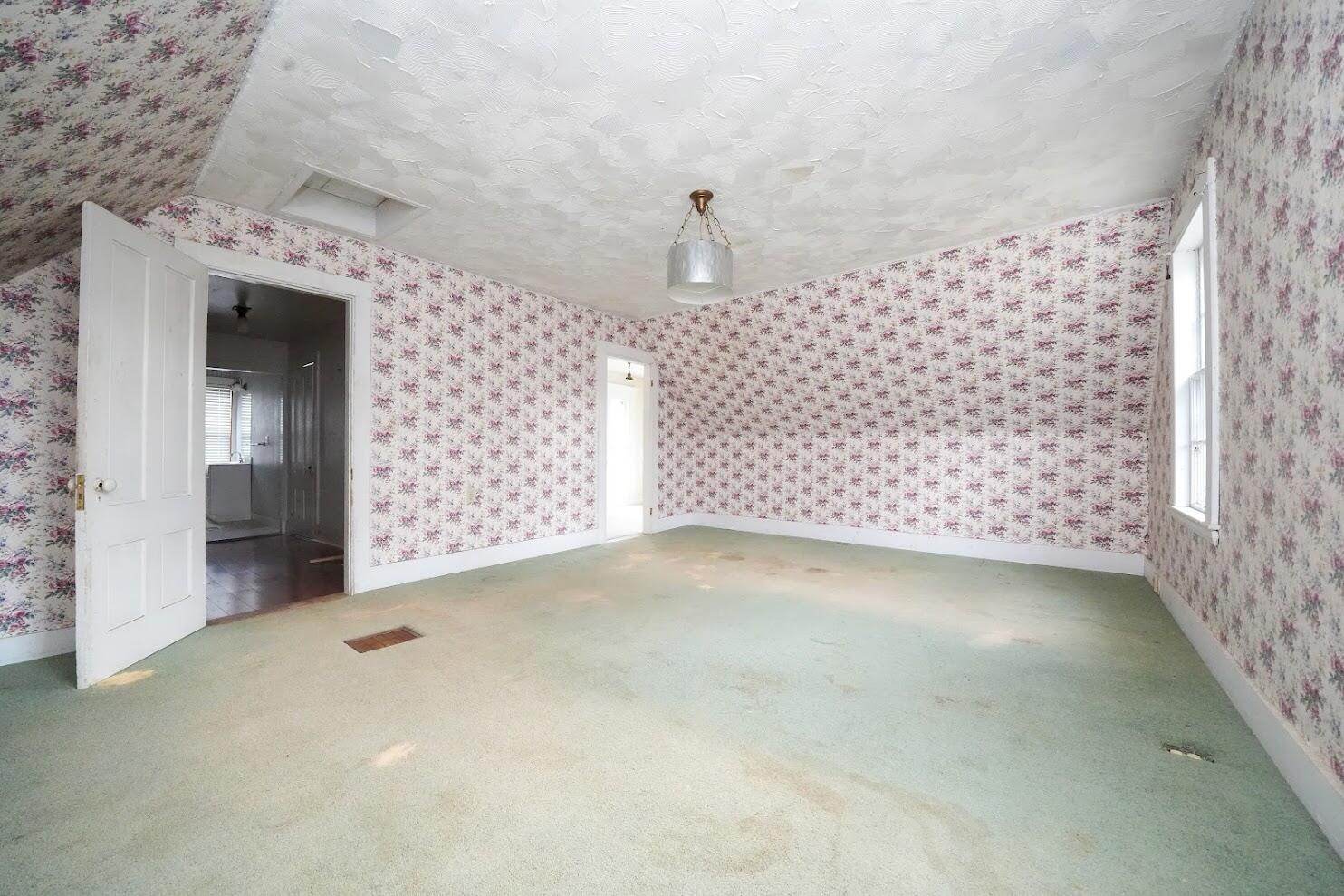 345 South Main Street Winterport, ME 04496 - Photo 36 of 41 DSC00355