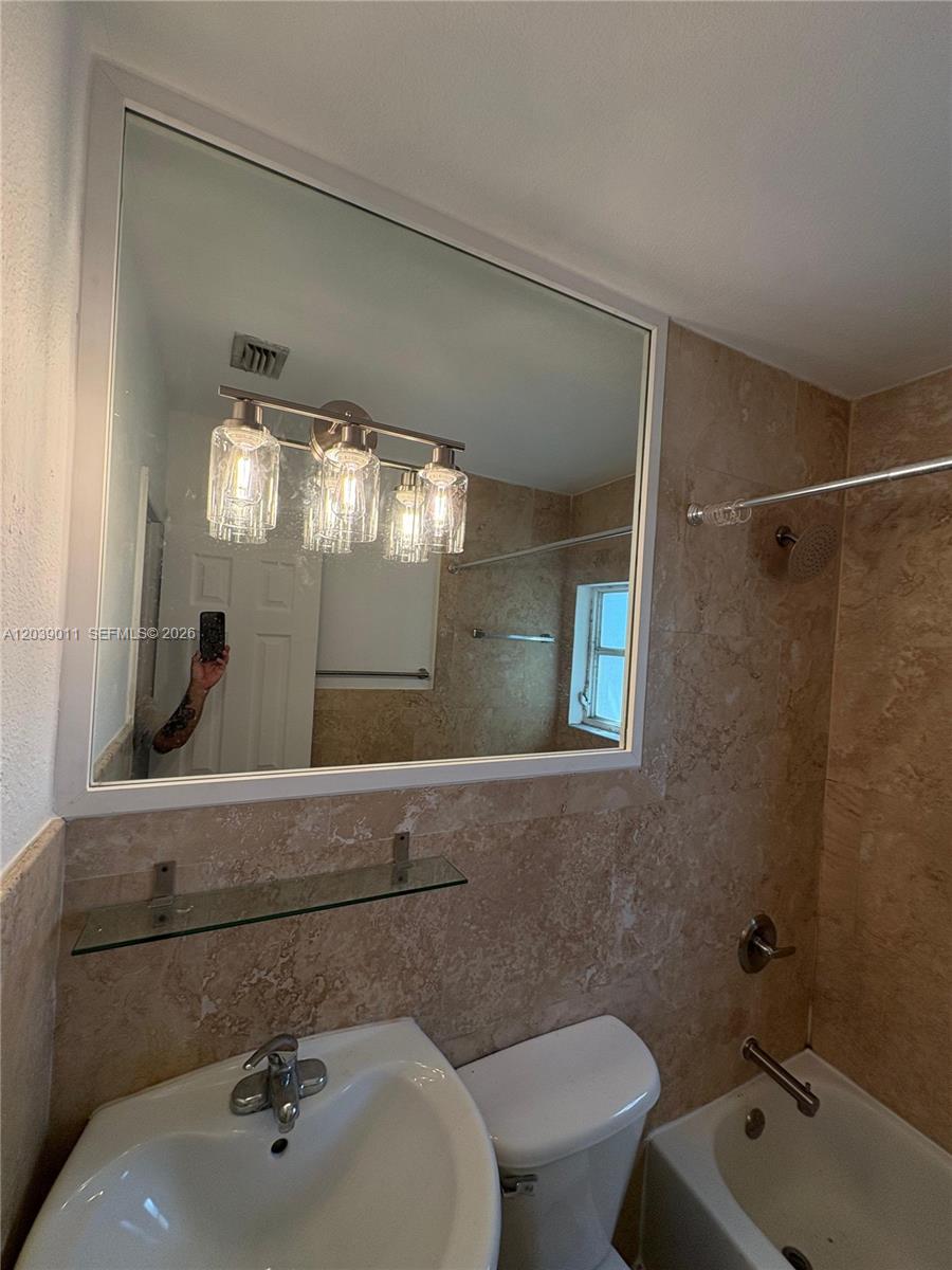 426 Northeast 77th Street Road, Unit 4 Miami, FL 33138 - Photo 15 of 20